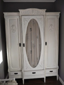 Read more about the article Garde-robe1927