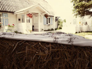 Read more about the article Galeria Ma Maison w Złotorii zaprasza!)